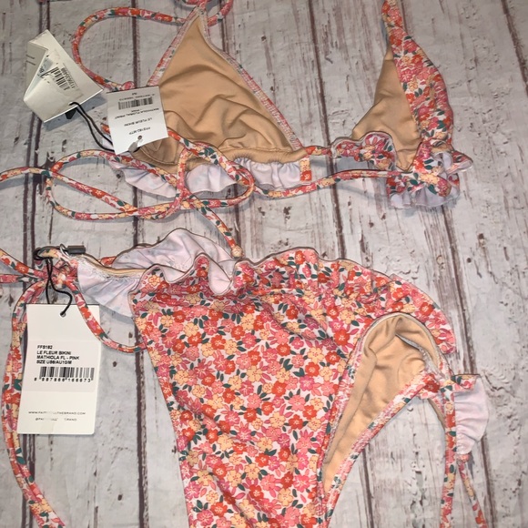 Faithful the brand “le Fleur bikini mathiola floral print”bikini SET nwt… - Picture 8 of 8